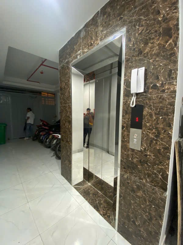 BÁN NHÀ GẦN CHỢ CỔ NHUẾ – 6 TẦNG THANG MÁY – SỔ ĐỎ SẴN 3