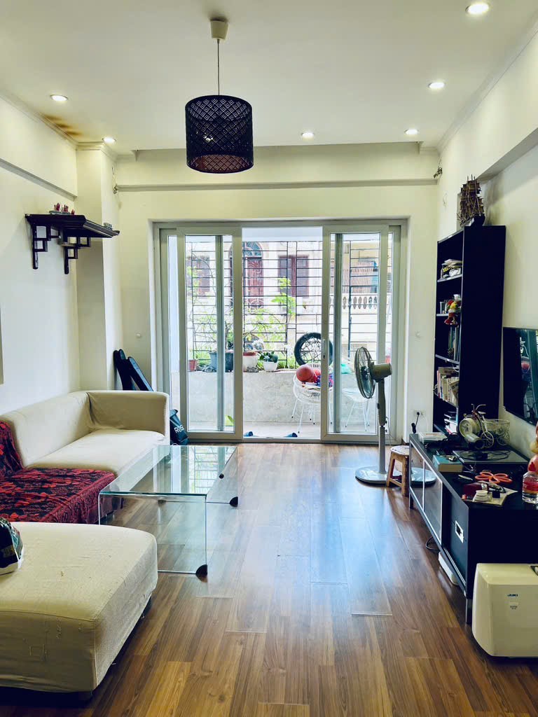 Nhà thang máy – khu Trần Thái Tông – 10 phòng full thuê – 11.2 tỷ
