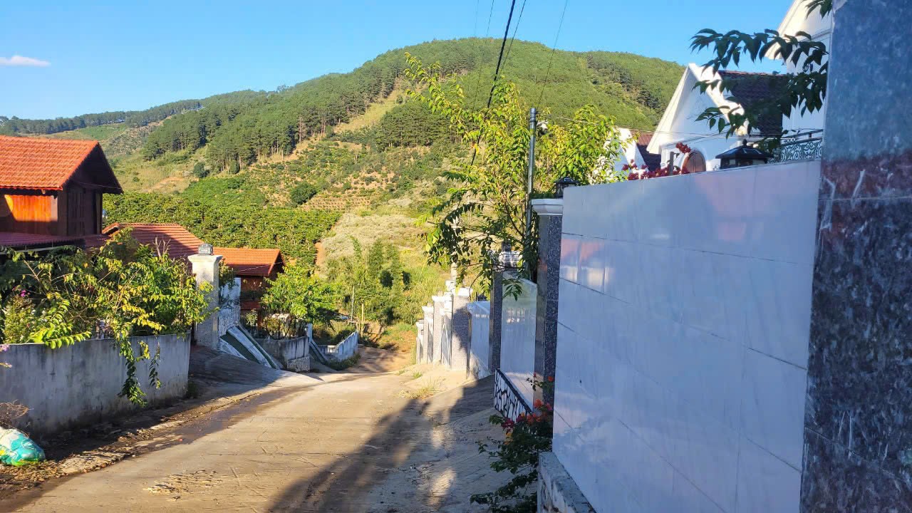 BÁN NHÀ SÂN VƯỜN THÔN 2 MÊ LINH LÂM HÀ - CÁCH CAFE MÊ LINH 1.5KM, ĐÀ LẠT 10KM - SỔ HỒNG TRAO TAY 4