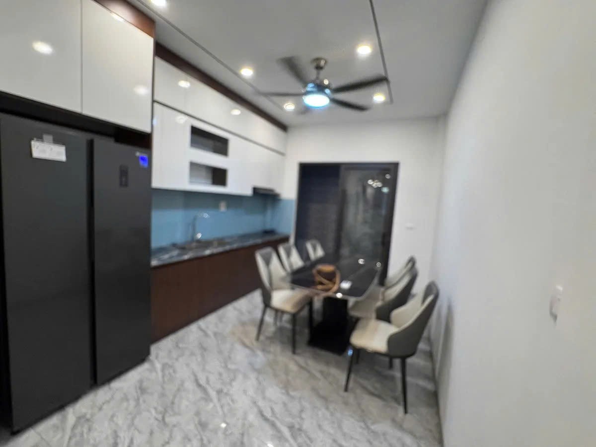 NHÀ MỚI ĐẸP Phố Vũ Xuân Thiều 49m2,X  4 tầng, mặt tiền  3.25m, 8.6 tỷ Long Biên. 5