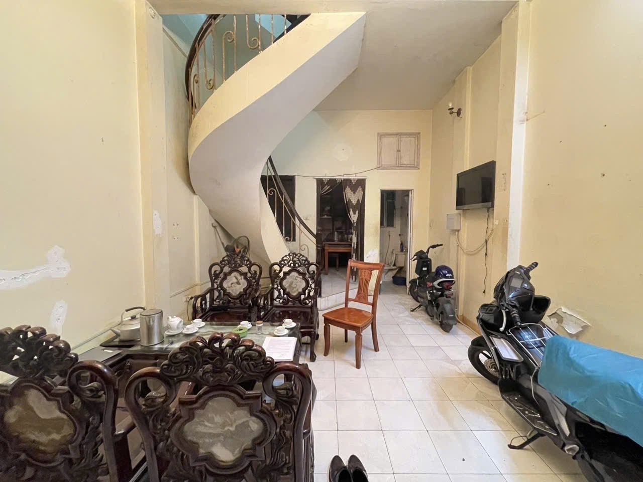 SIÊU PHẨM DÂN XÂY – NGÕ 31 TRẦN QUỐC HOÀN – OTO NGÕ THÔNG – KINH DOANH NHỎ  40M2*6T 3