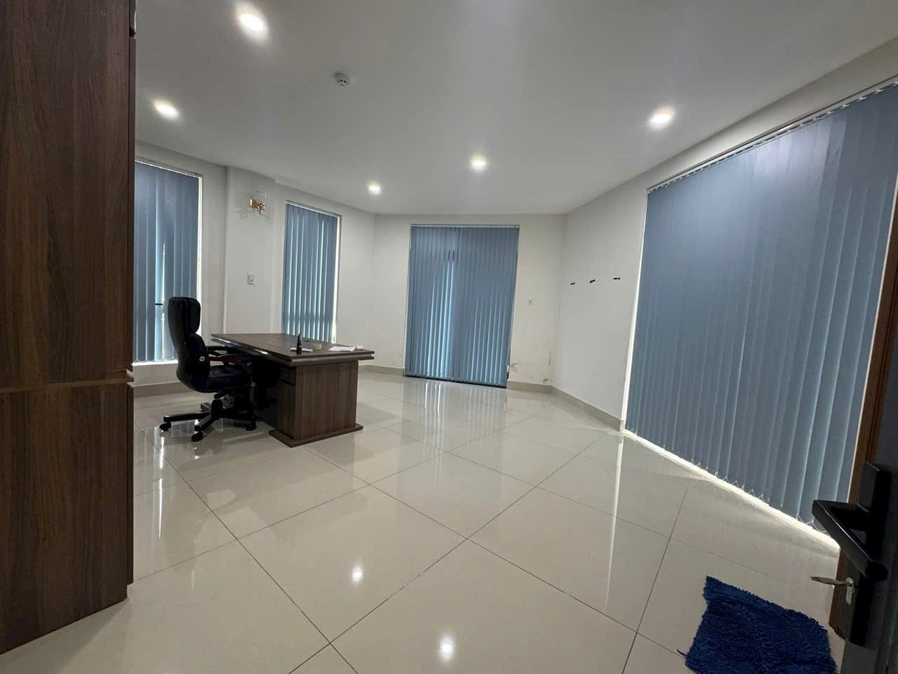 Cho thuê Nhà mặt tiền Phường Hiệp Bình Phước, Thủ Đức, Diện tích 284m², Giá 70 Triệu/tháng 9