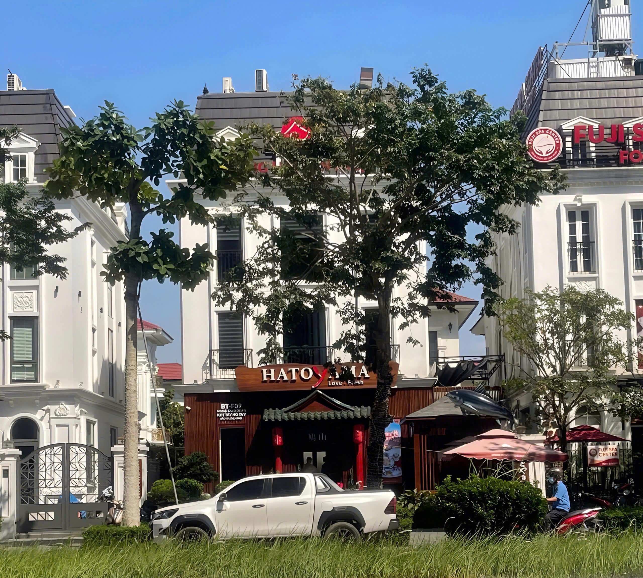 BÁN BT ĐƠN LẬP EMBASSY GARDEN - CHO THUÊ DÒNG TIỀN 2TỶ/NĂM - GIÁ 188 TỶ.