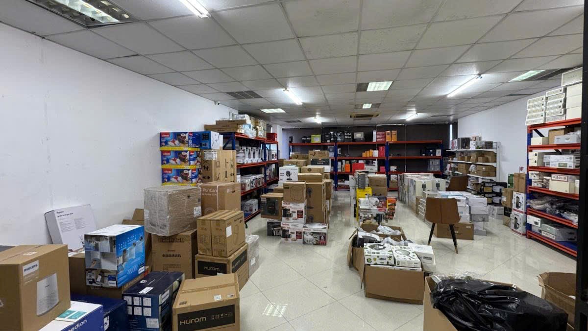 Cần bán Nhà mặt tiền đường Lạc Long Quân, Phường Bưởi, Diện tích 140m², Giá 63 Tỷ 16