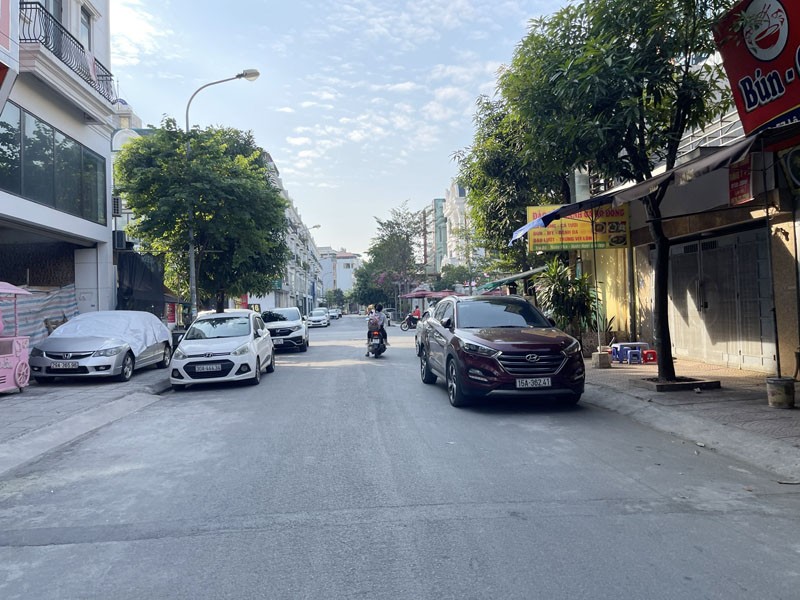 Bán Shophouse Sông Hồng 94,5m2 Áp Góc, Trung Tâm Gia Lâm - Kinh Doanh Vàng, Tiện Ích Đỉnh