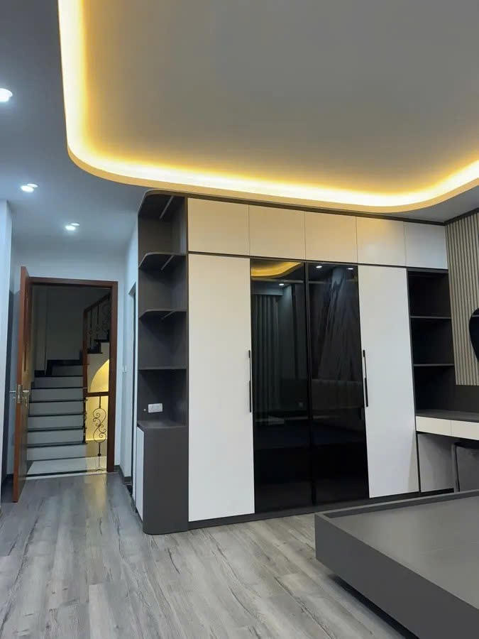 NHÀ MỚI ĐẸP MẶT NGÕ Ô TÔ THÔNG phố  Ngọc Thụy 47m2 X 6 tầng,mặt tiền  4.6m,14.5 tỷ Long Biên. 3