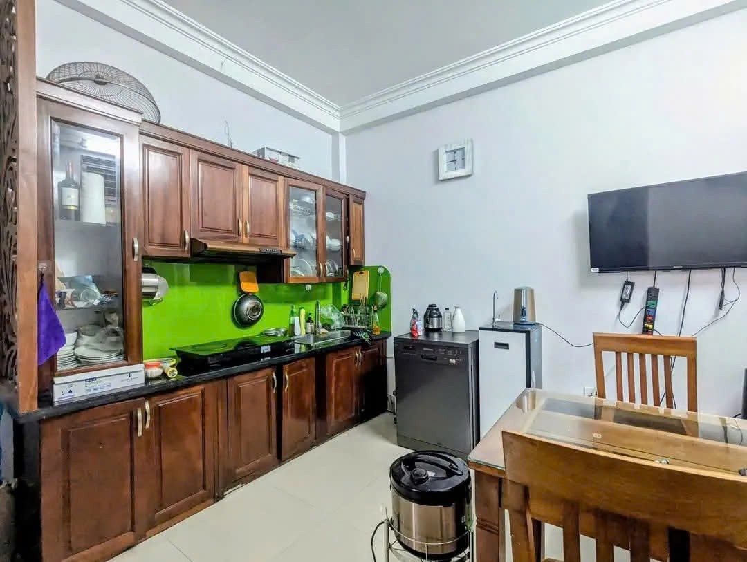 NHÀ ĐẸP DÂN XÂY 2 THOÁNG NGÕ Ô TÔ Ngọc Thụy 38m2 X 3 tầng, mặt tiền 4m, 6.3 tỷ Long Biên. 5