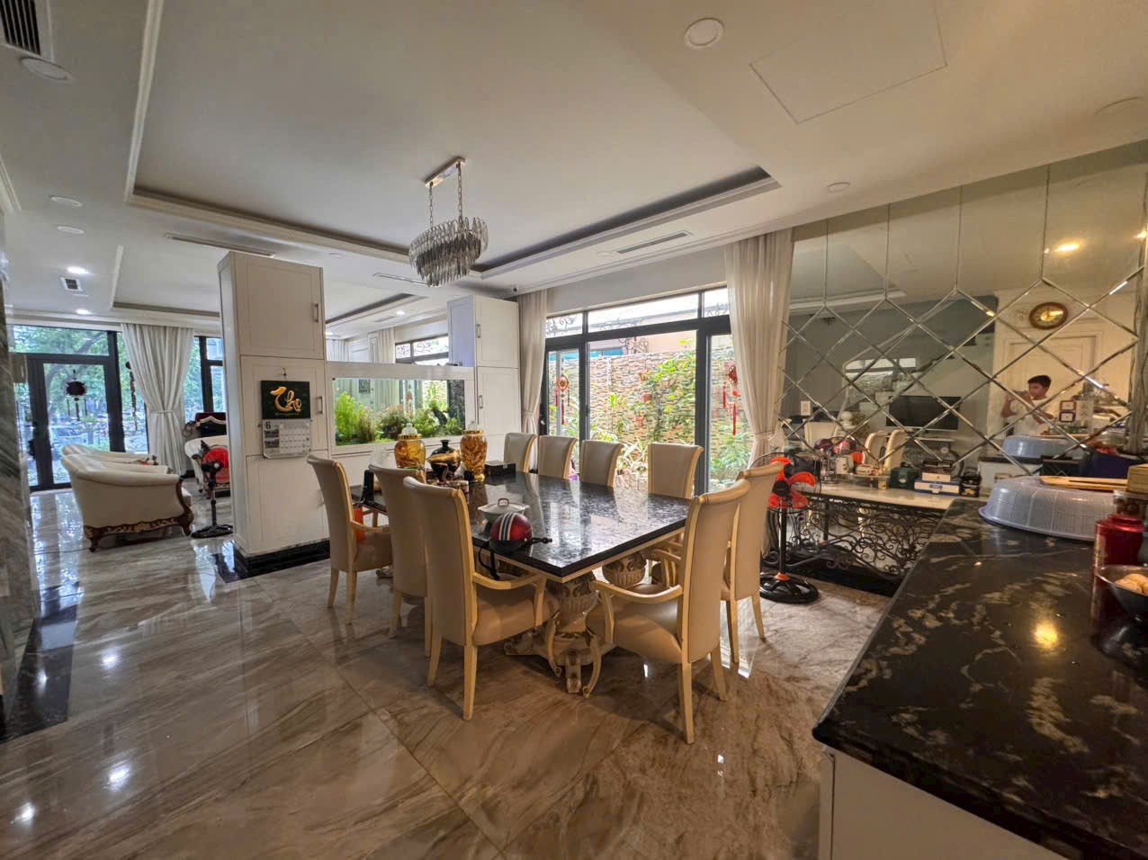 Cần bán Nhà mặt tiền Phường Hiệp Bình Phước, Thủ Đức, Diện tích 180m², Giá 36 Tỷ 2