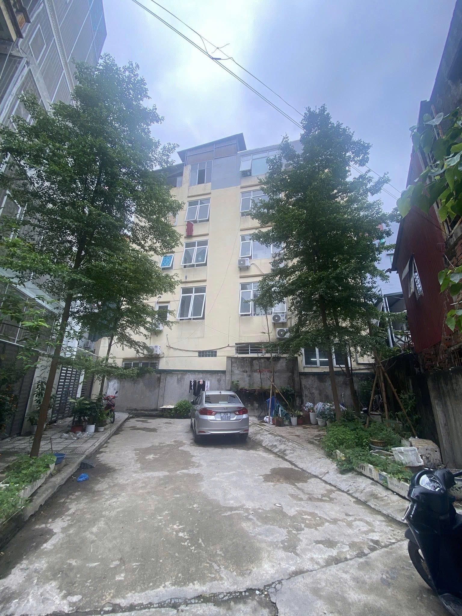 Cần bán Nhà mặt tiền đường Đê La Thành, Phường Ngọc Khánh, Diện tích 90m², Giá 16.6 Tỷ