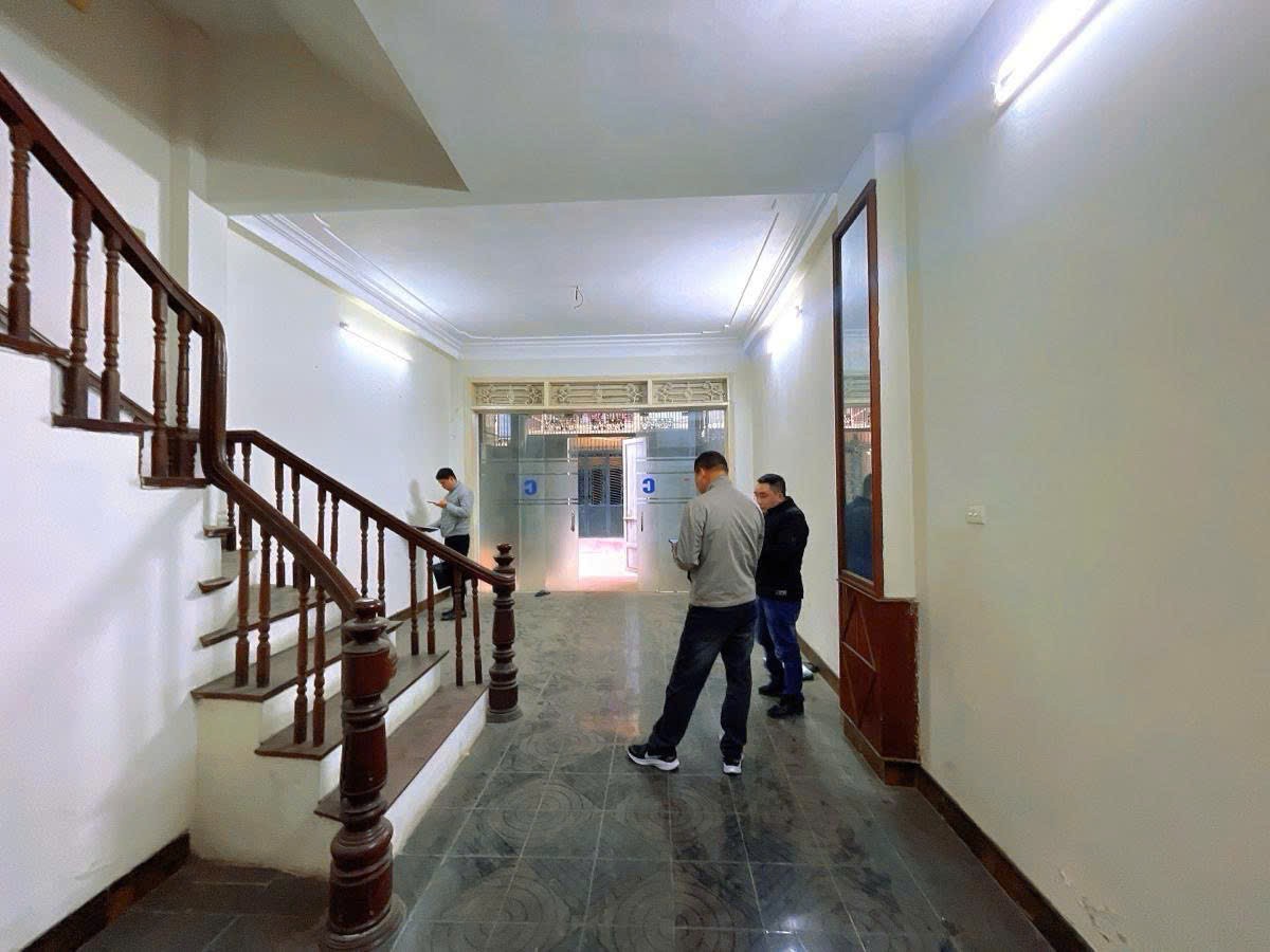 PHÂN LÔ QUÂN ĐỘI – NGÕ THÔNG – Ô TÔ VÀO NHÀ – KINH DOANH – VIP CẦU GIẤY 56M2*4T 3