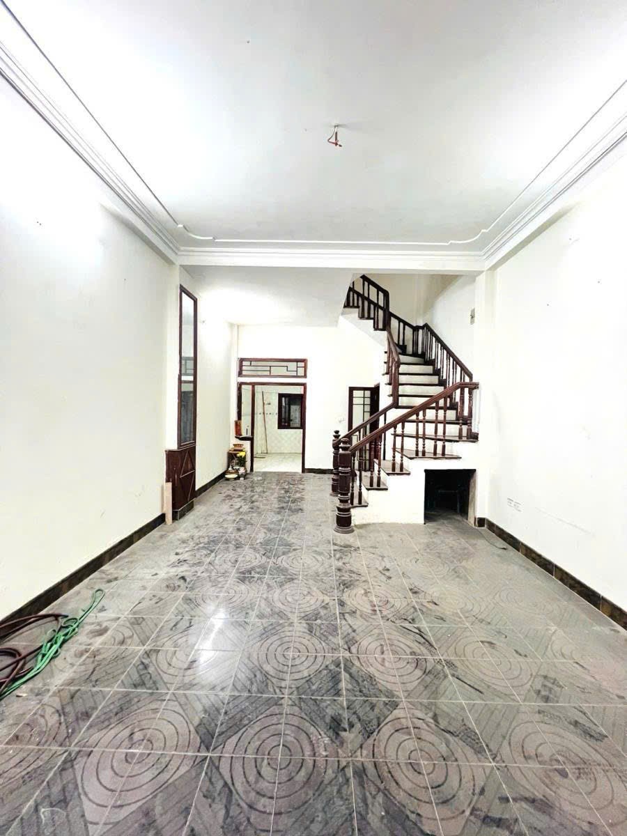 PHÂN LÔ QUÂN ĐỘI – NGÕ THÔNG – Ô TÔ VÀO NHÀ – KINH DOANH – VIP CẦU GIẤY 56M2*4T 4