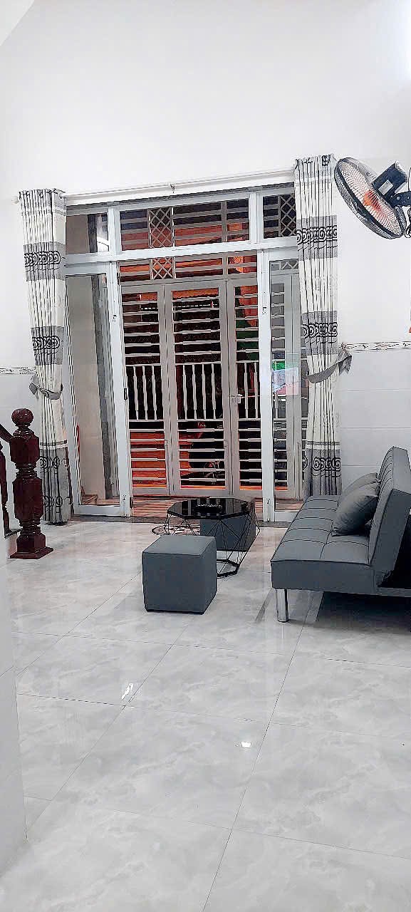 CẦN BÁN NHANH CĂN NHÀ TÂM HUYẾT KHU TĐC VĨNH TRƯỜNGVị trí : Đường nhựa 10m xung quanh đủ mọi