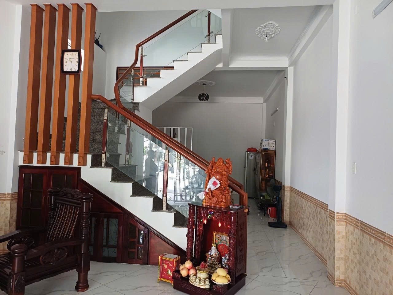 NHÀ LÔ GÓC 3 TẦNG – MẶT TIỀN CHÂU THƯỢNG VĂN – TT HÒA CƯỜNG – GIÁ CHỈ 5.7 TỶ 5