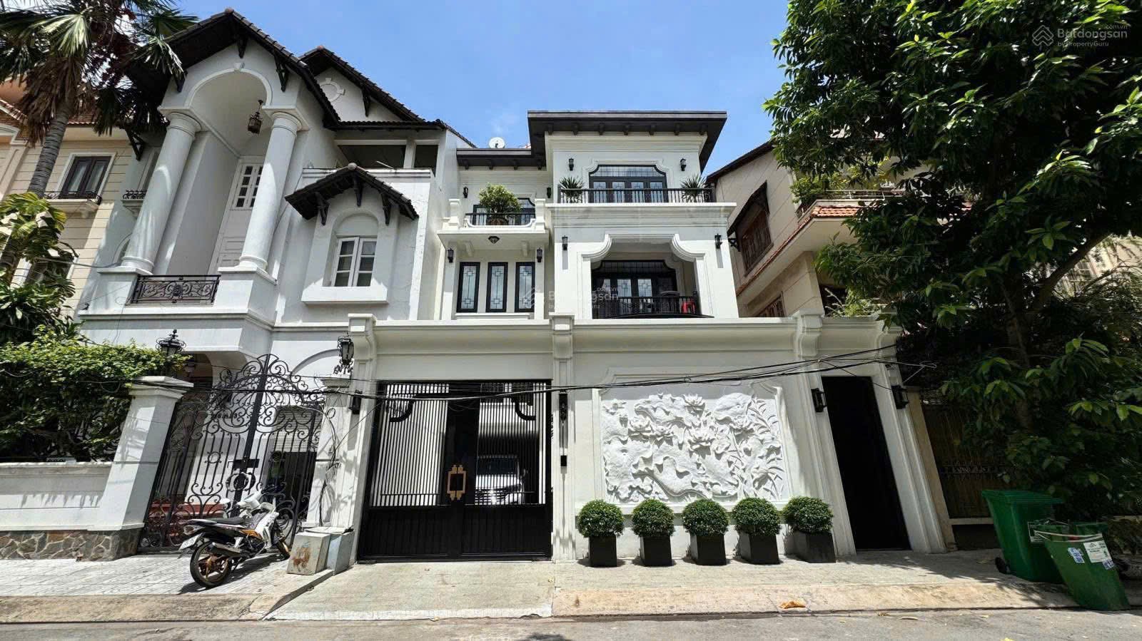 Cần bán Biệt thự Phường Thảo Điền, Quận 2, Diện tích 200m², Giá 70 Tỷ 8