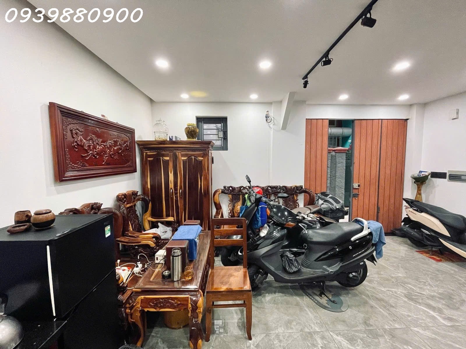 Nhà đẹp ngay Nhiêu Tứ, hẻm 3m cách 7 căn ra mặt tiền. 4