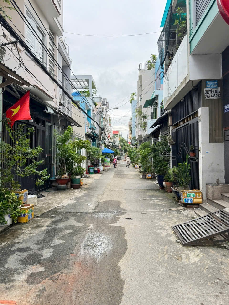 Nhà hẻm đường số 8, Bình Hưng Hòa B, dt 40m2 3 lầu 4pn 3wc giá 4,5 tỷ