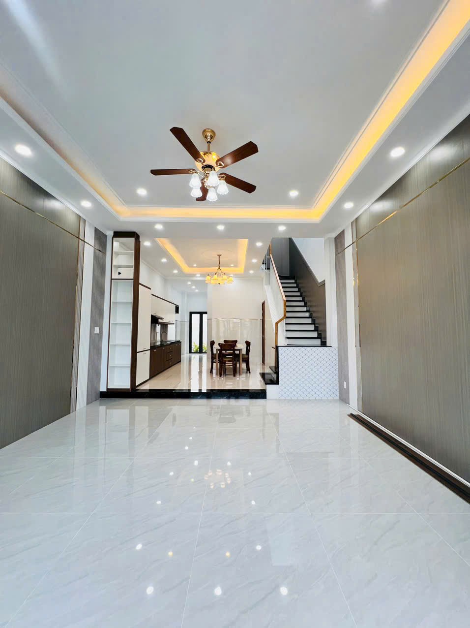 Nhà hẻm nhựa ấp 6, xã Tân Thạnh Đông , Củ Chi dt 105m2 1 lầu 3pn 2wc giá 3,55 tỷ 7