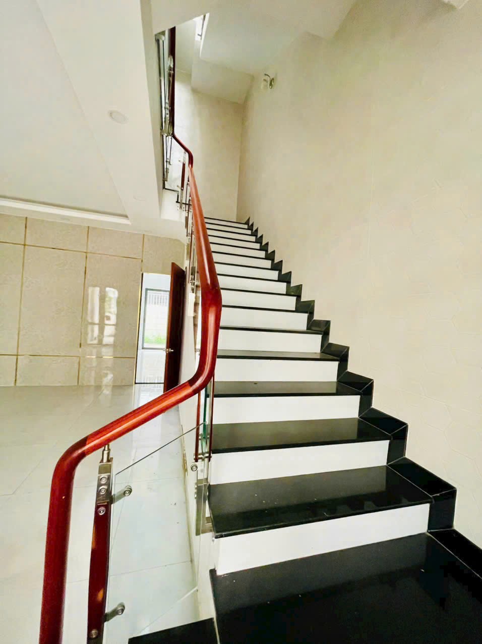 Cho thuê Nhà mặt tiền dự án Thăng Long Home Hưng Phú, Diện tích 100m², Giá 18 Triệu/tháng 4