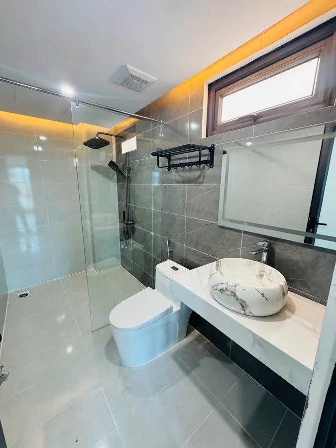 NHÀ MÓI ĐẸP Ô TÔ VÀO NHÀ GIÁ ĐẦU TƯ Trường Lâm 40m2  6 Tầng 8.9 tỷ Long Biên. 5