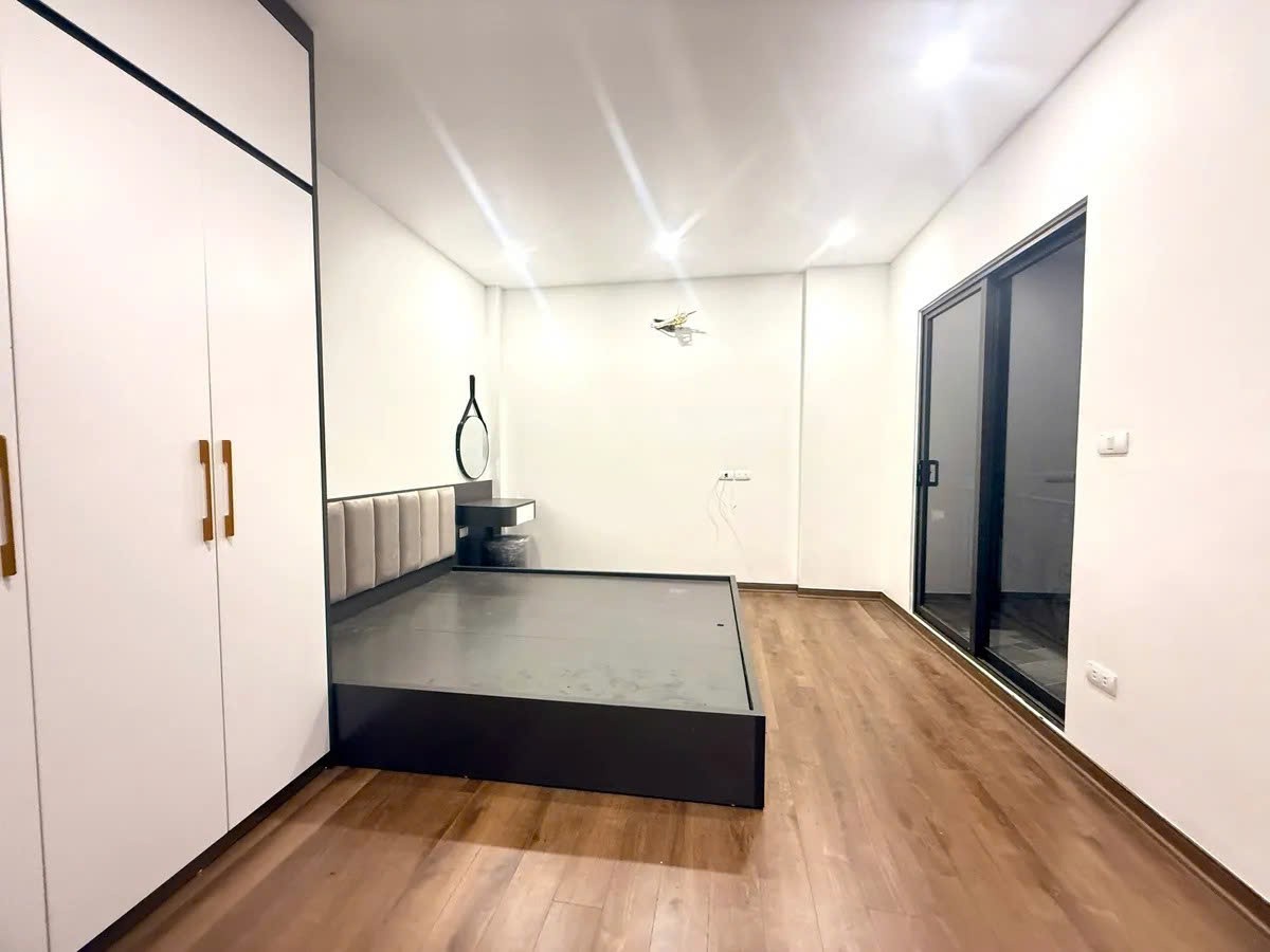 NHÀ MỚI FULL NỘI THẤT Phúc Lợi- Long Biên 30m2 X 5 tầng 4.95 tỷ. 4