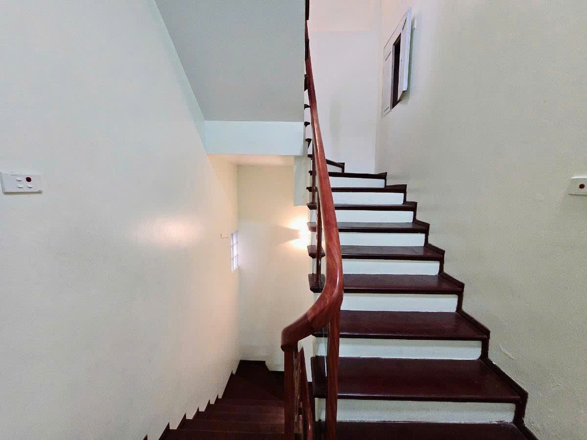 BÁN NHÀ DÂN XÂY FULL NỘI THẤT – TT CẦU GIẤY – VỊ TRÍ ĐẸP – GIÁ TỐT 65M2*4T 2
