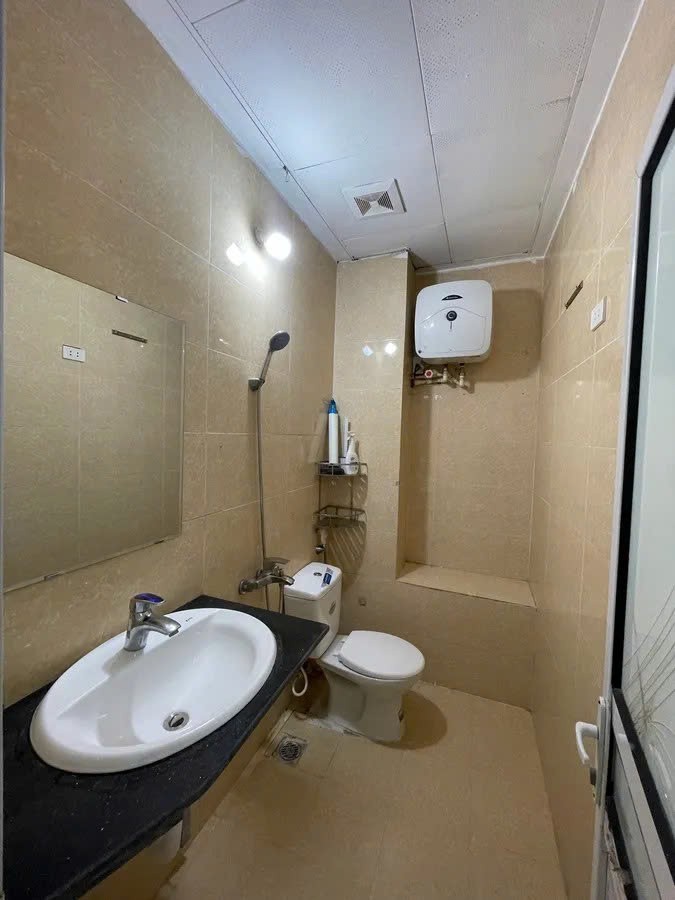 NHÀ MỞ ĐỦ NỘI THẤT Ở LUÔN Thạch Cầu 35M2 X 3 Tầng ,5.85 tỷ Long Biên. 3