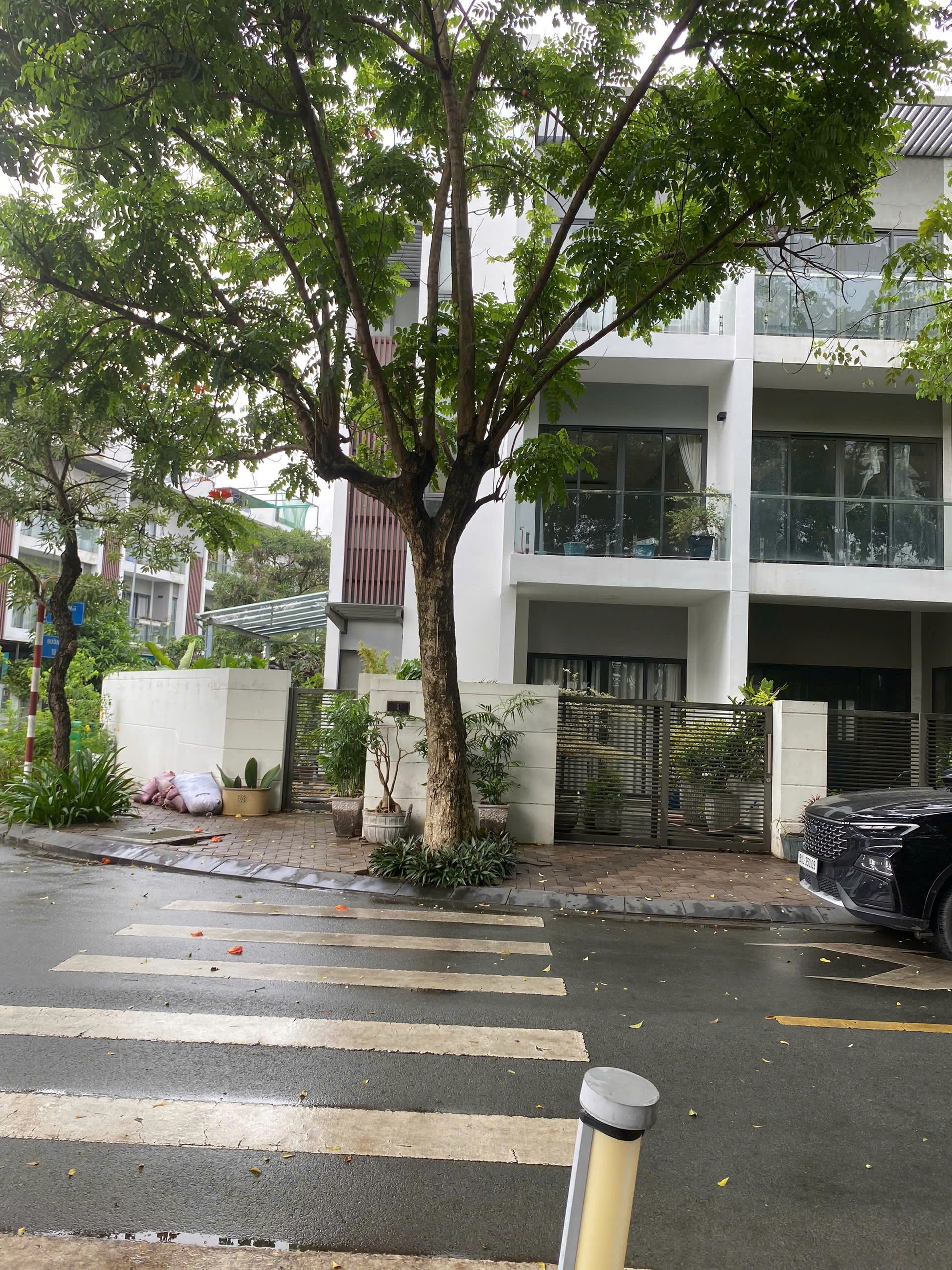 Cho thuê Biệt thự Phường Long Thạnh Mỹ, Quận 9, Diện tích 146m², Giá 25 Triệu/tháng