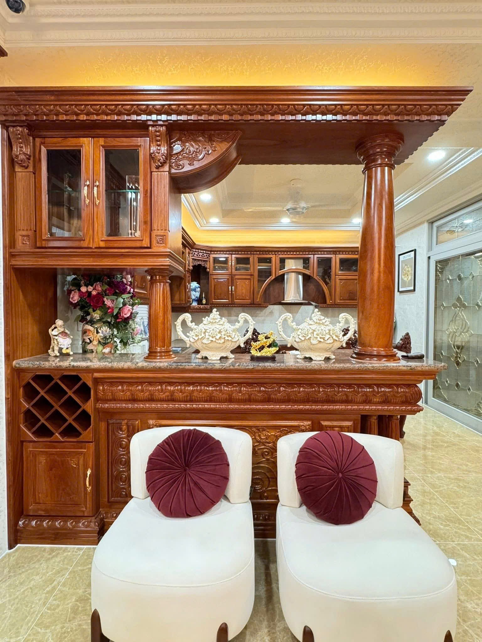 Cần bán Biệt thự Quận 2, Hồ Chí Minh, Diện tích 240m², Giá Thương lượng 9