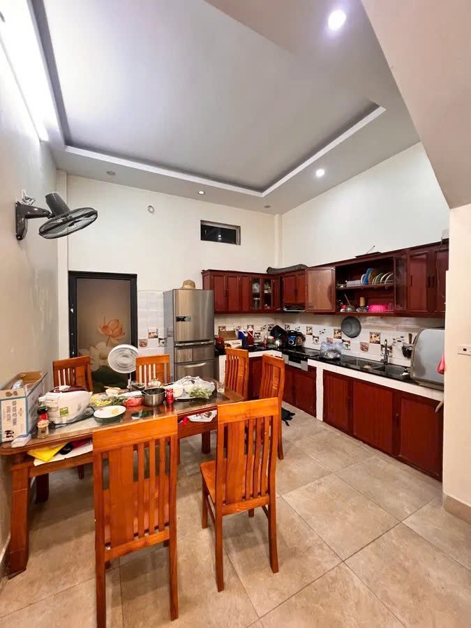 BÁN NHÀ RIÊNG Xuân Đỗ 48m2 X 4 tầng,mặt tiền 4.1m, 6.4 tỷ Long Biên. 3