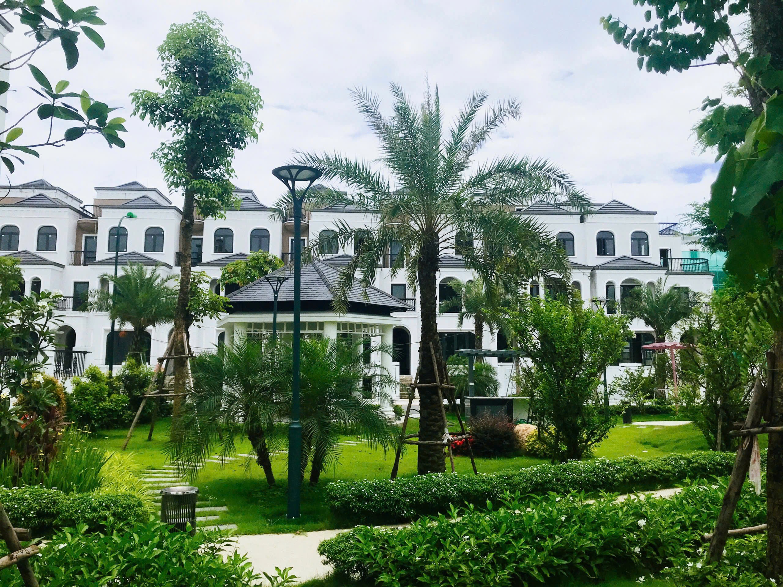BÁN BTLK CIPUTRA – 2 MẶT THOÁNG, KHU GIA BY KITA, DT 140M², GIÁ 76–78 TỶ 5