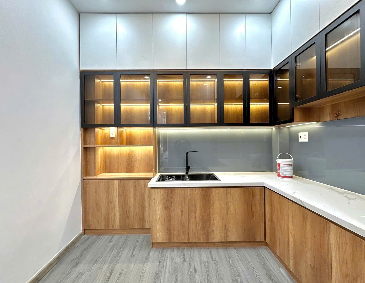 Bán nhà 4 tầng Hẻm 2 oto tránh đối diện bến xe miền đông cũ Bình Thạnh 3
