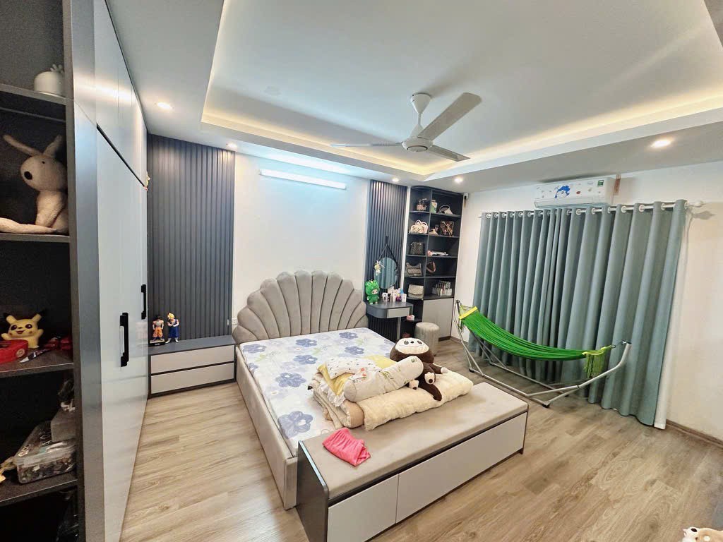 BÁN NHÀ PHÂN LÔ TRẦN CUNG – 5 TẦNG – Ô TÔ ĐỖ CỬA – HÀNG HIẾM – GIÁ 7 TỶ 2