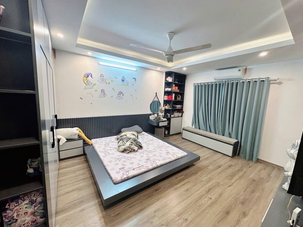 BÁN NHÀ PHÂN LÔ TRẦN CUNG – 5 TẦNG – Ô TÔ ĐỖ CỬA – HÀNG HIẾM – GIÁ 7 TỶ