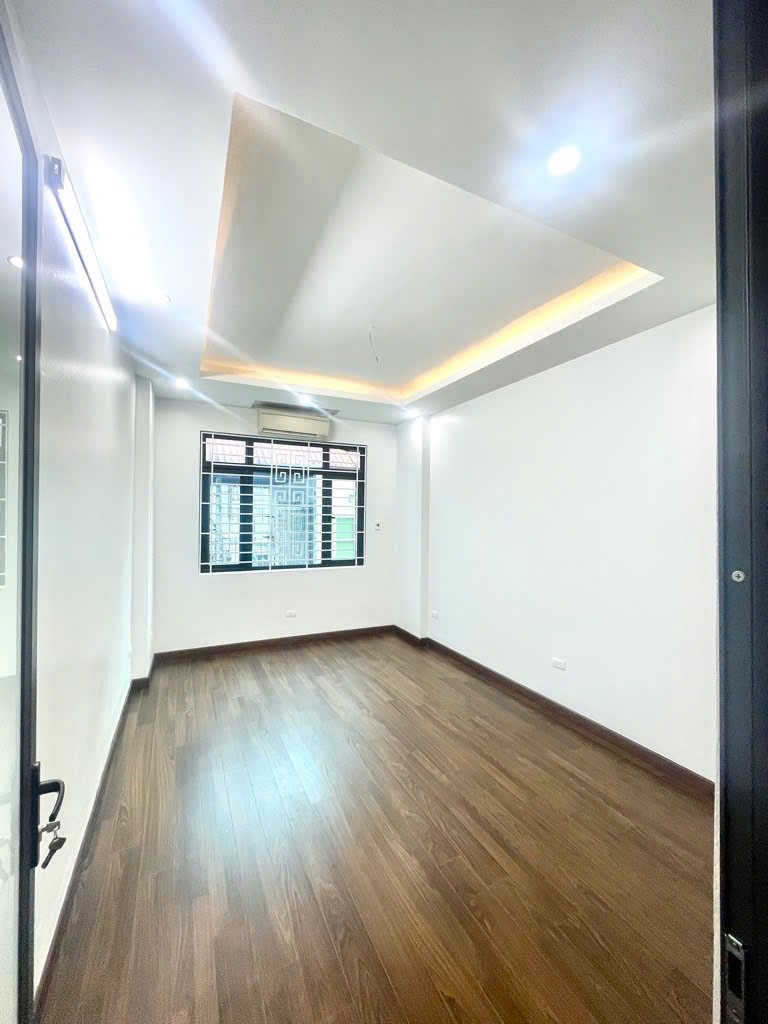 NHÀ LIÊN MẠC – 32M x 5 TẦNG – Ô TÔ ĐỖ CỔNG – 5.2 TỶ 2