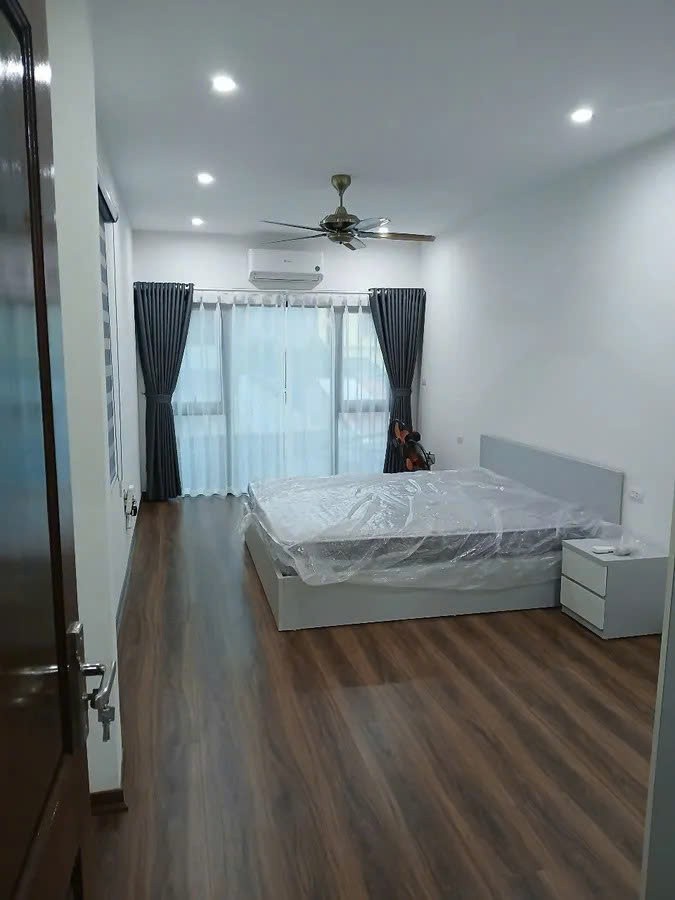 NHÀ MỚI Ô TÔ CHÁNH- VÀO NHÀ  Phố Thạch Bàn 46m2 X 5 tầng 10.5 tỷ Long Biên. 3