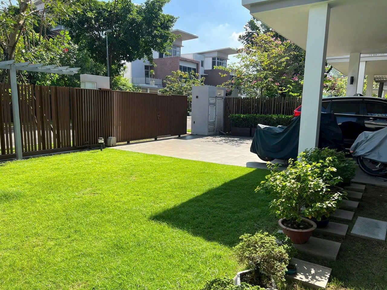 Cần bán Biệt thự Quận 9, Hồ Chí Minh, Diện tích 500m², Giá 53 Tỷ 6