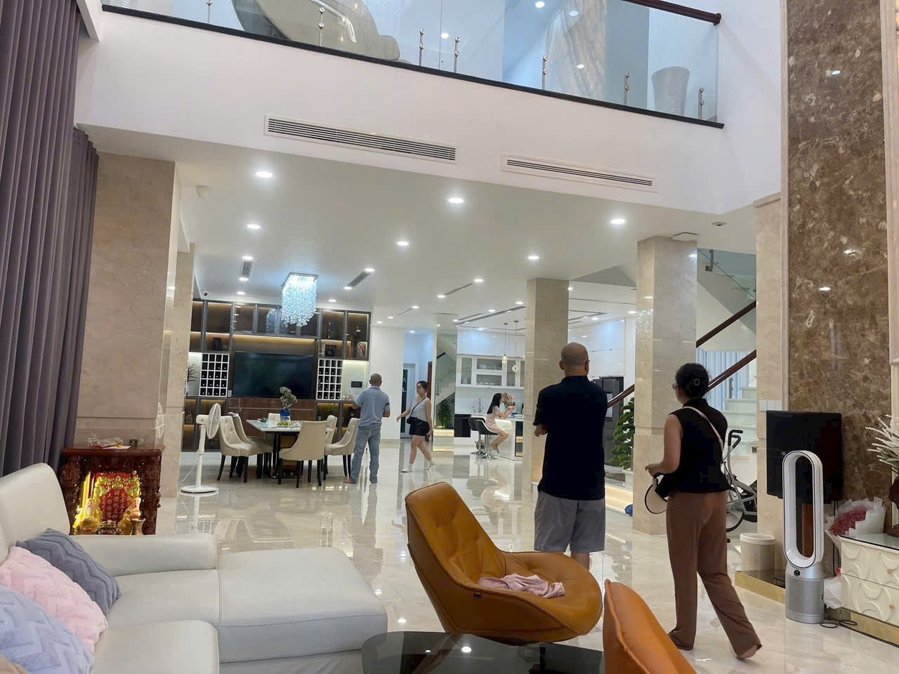 Cần bán Biệt thự Quận 9, Hồ Chí Minh, Diện tích 500m², Giá 53 Tỷ 9