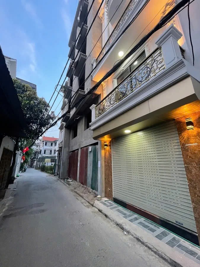 NHÀ ĐẸP MỚI Phố Tư Đình ô tô vào nhà 30m2 X 6 tầng,mặt tiên 4.5m, 8.95 tỷ Long Biên. 2