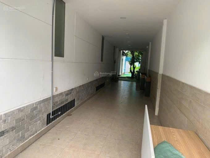 Cho thuê Nhà mặt tiền Phường An Phú, Quận 2, Diện tích 200m², Giá 130 Triệu/tháng 2
