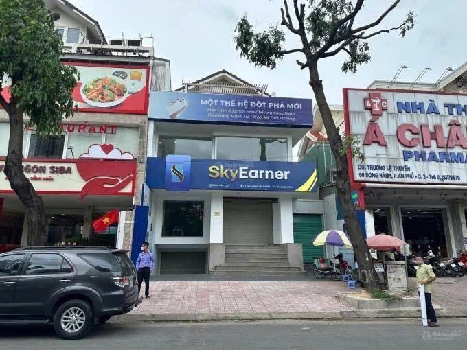 Cho thuê Nhà mặt tiền Phường An Phú, Quận 2, Diện tích 200m², Giá 130 Triệu/tháng 4
