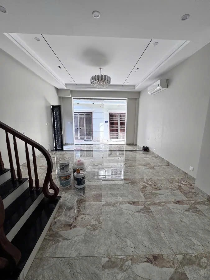 NHÀ MỚI Ô TÔ VÀO NHÀ Phố Vũ Xuân Thiều 48m2 X 6 tầng, mặt tiền  4.8m, 10.5 tỷ Long Biên. 4