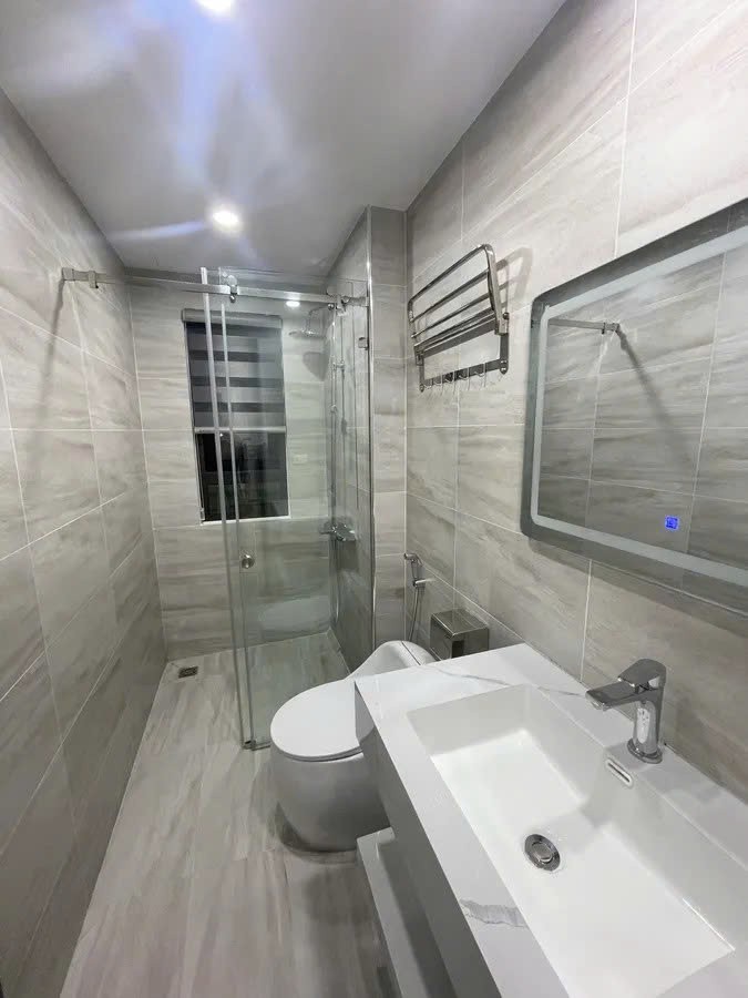 SIÊU PHẨM PHÂN LÔ Phúc Đồng-Long Biên  40m2 X  6 tầng, mặt tiền 5m,13.2 tỷ. 5