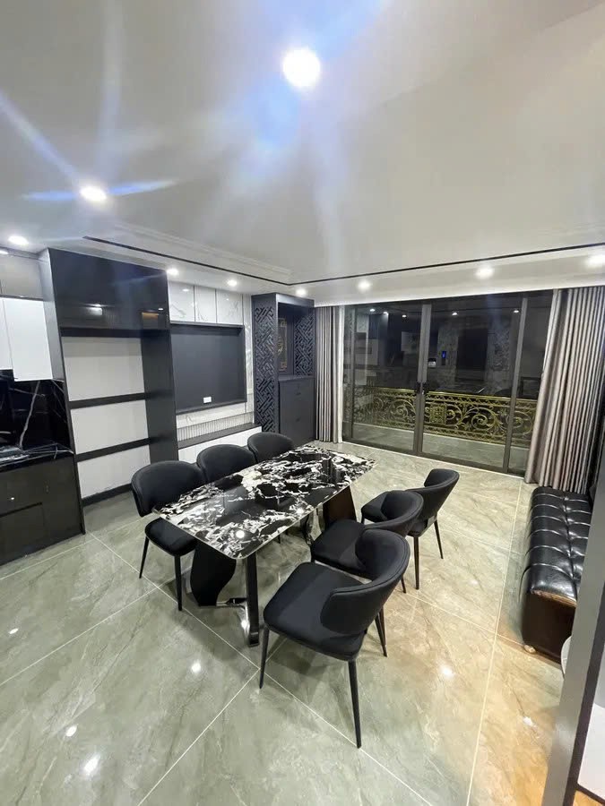 SIÊU PHẨM PHÂN LÔ Phúc Đồng-Long Biên  40m2 X  6 tầng, mặt tiền 5m,13.2 tỷ. 3
