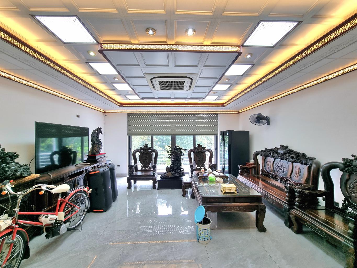 BÁN NHÀ THƯỢNG THANH 23 tỷ 90m PHÂN LÔ,Ô TÔ VỈA HÈ,LONG BIÊN 2
