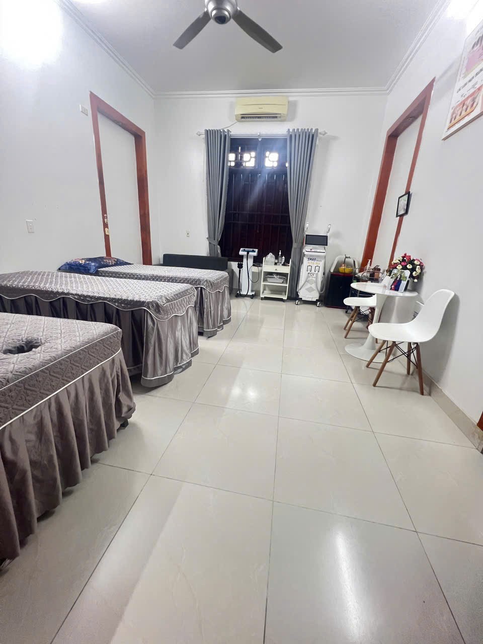 Bán căn nhà 4 tầng mặt phố An Dương Vương, ph Hải Tân, TP HD, 81m2, mt 4.5m, 4 ngủ 2