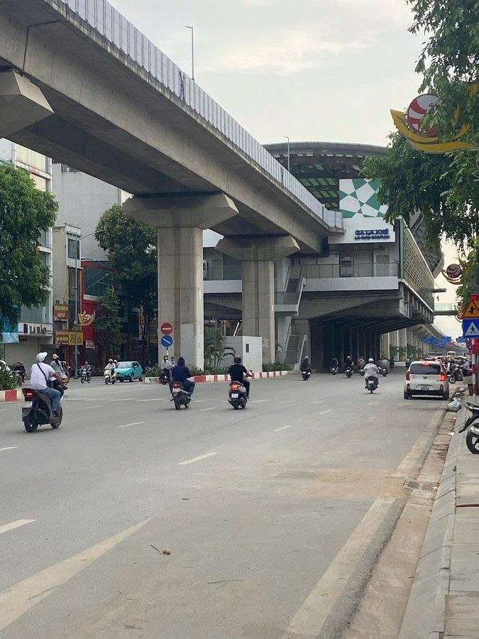 Hiếm nhà đẹp 5 tầng mặt phố Quang Trung, 142m2, mặt tiền rộng 11m, lô góc, kinh doanh, giá 64 tỷ