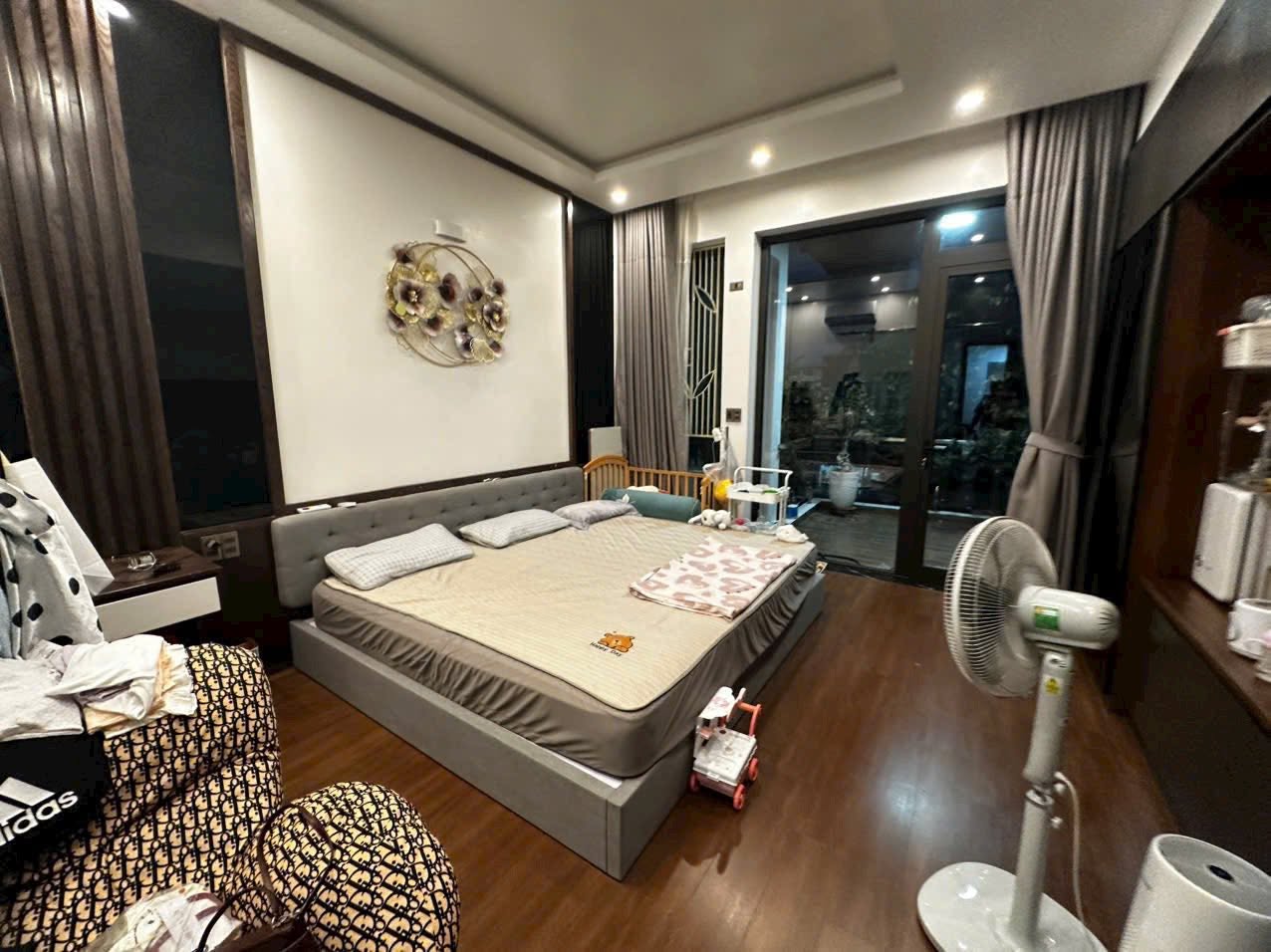 Bán nhà 3 tầng mặt phố Tô Hiến Thành, Đông Nam Cường, TP HD, 83.25m2, mt 4.5m, 3 ngủ, 3 vs, giá tốt 2