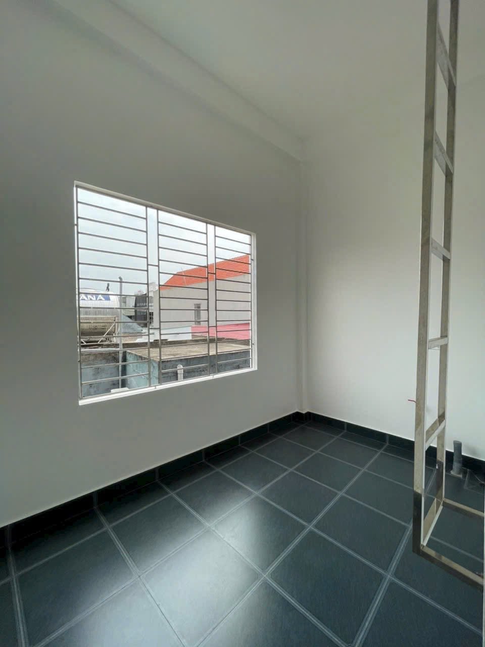 Bán nhà 3 tầng ngõ phố Đức Minh, ph Thanh Bình, TP HD, 52.5m2, mt 4.05m, 3 ngủ, 3 vs 11