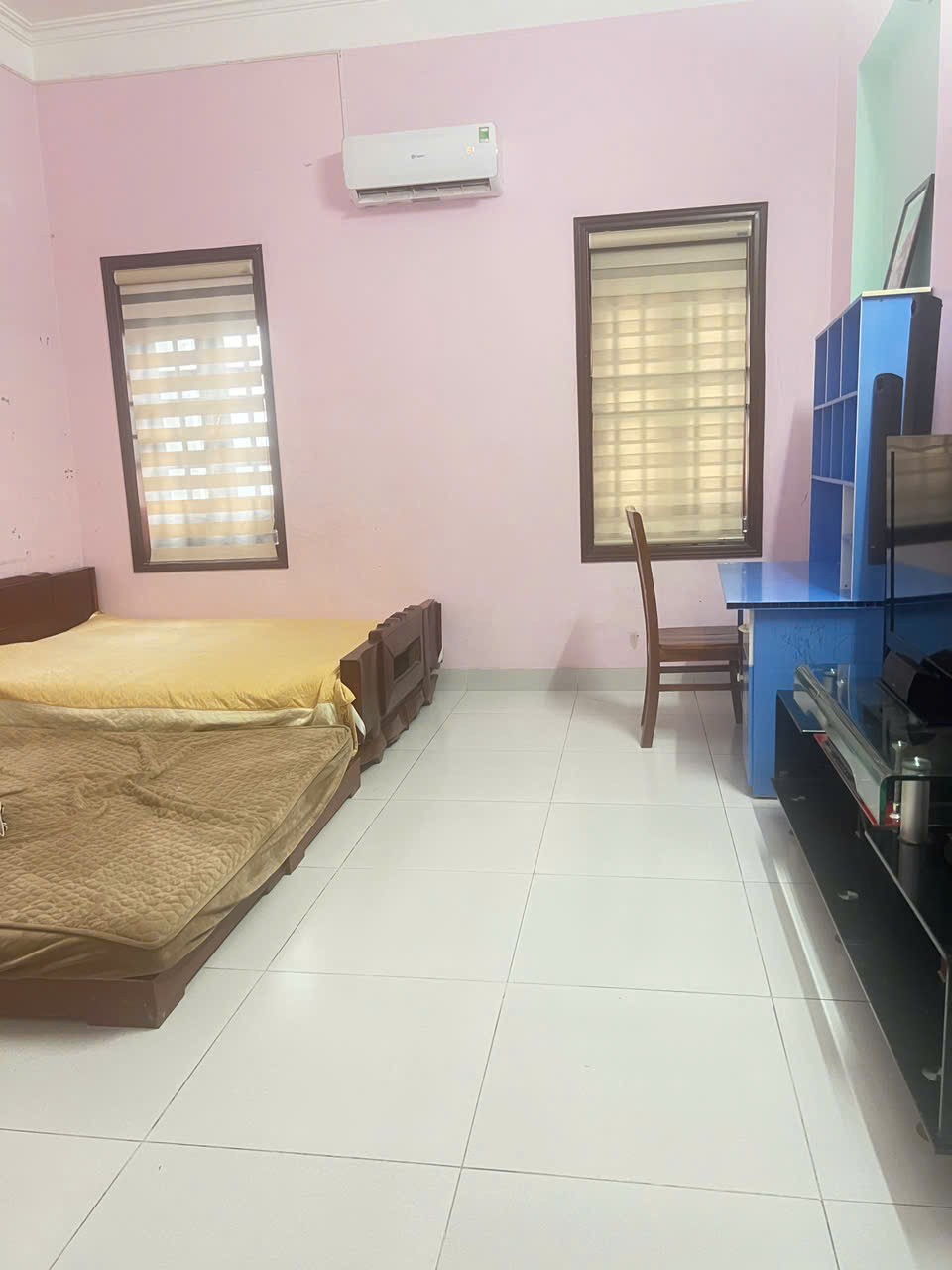 Bán căn nhà 4 tầng mặt phố An Dương Vương, ph Hải Tân, TP HD, 81m2, mt 4.5m, 4 ngủ 11