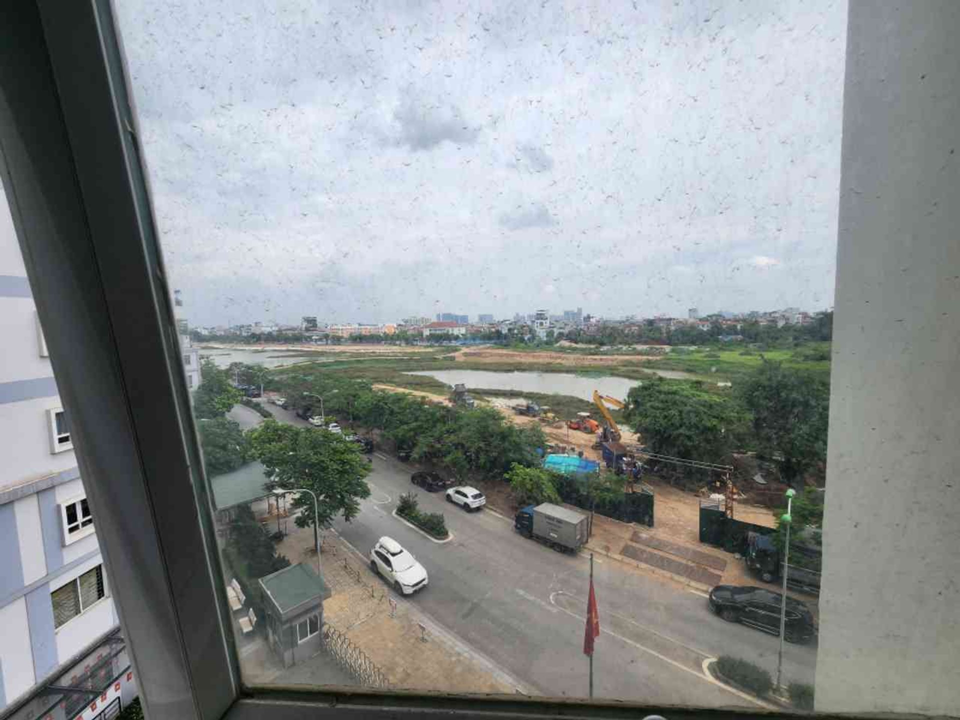 Chung cư Thạch Bàn 4.1 tỷ có 2 ngủ vệ sinh riêng,view phòng thoáng 5